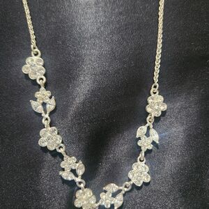 RARE Vintage AVON Honor Society Delicate Silver Floral Crystal Necklace - Silver